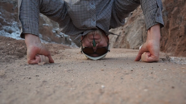 Phil Dadson Headstamp (Atacama), 2014 single channel video still